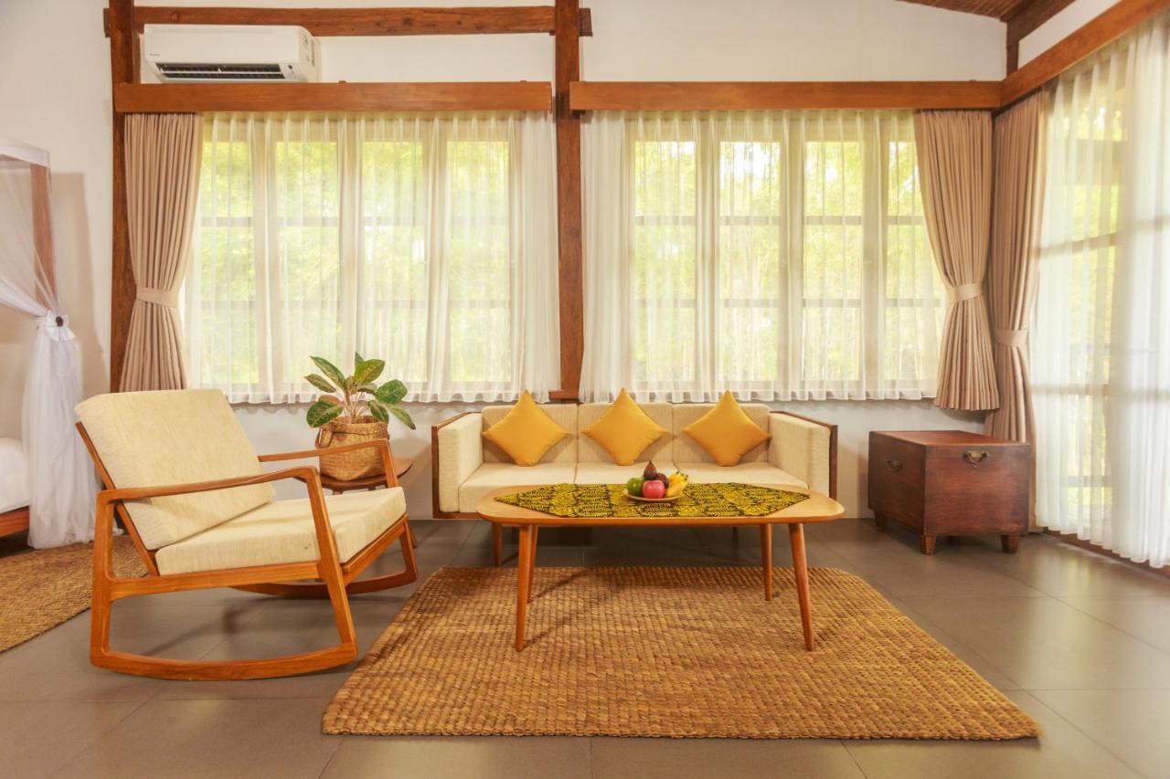 Villa So Long Banyuwangi - Ijen Exterior photo