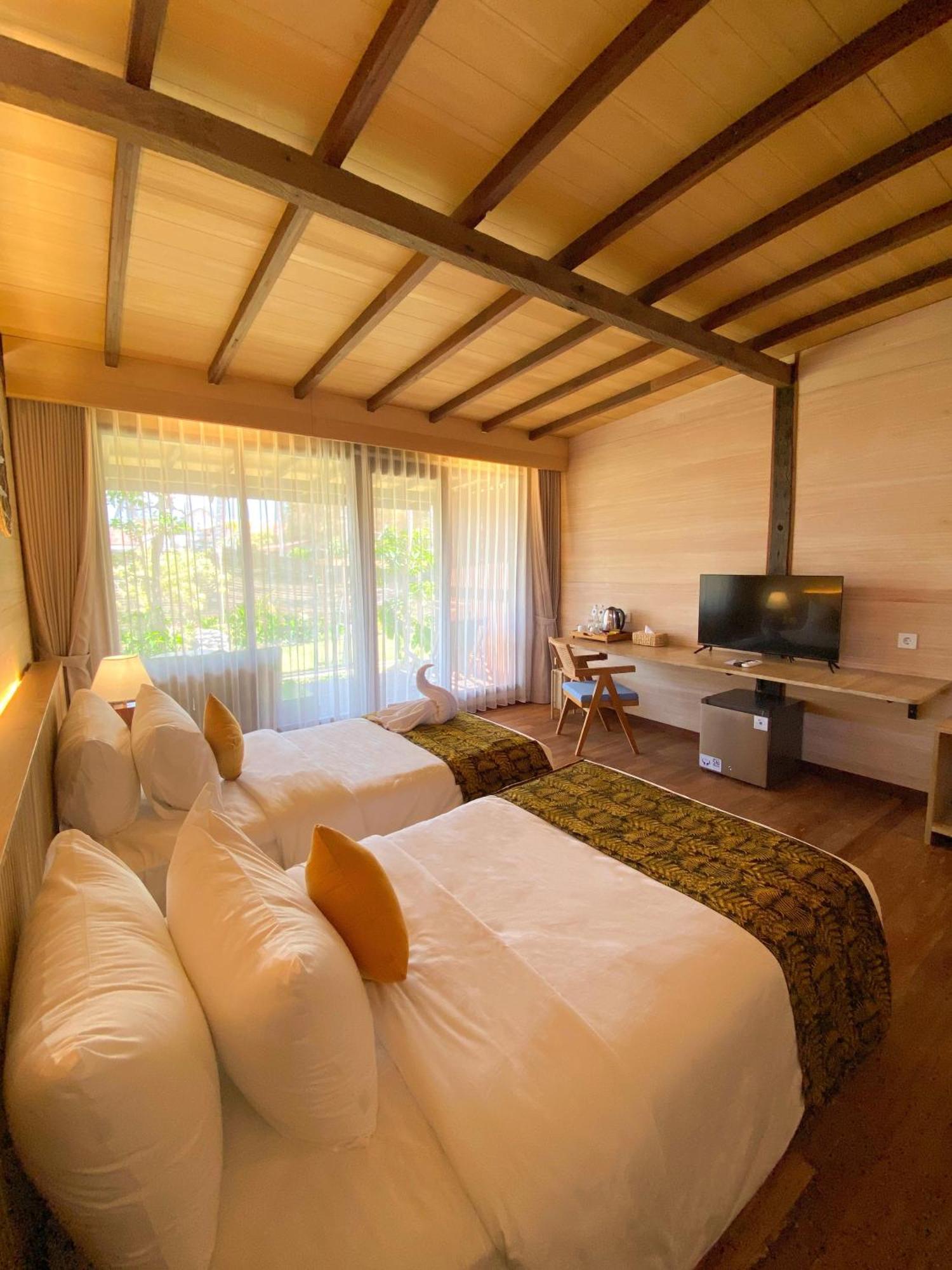 Villa So Long Banyuwangi - Ijen Exterior photo